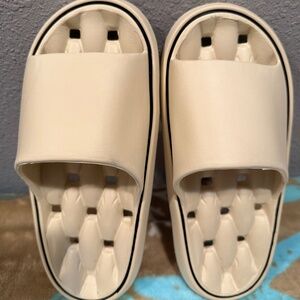 Women’s Khaki Slide Sandals~Size 8-8.5 or 40-41~New